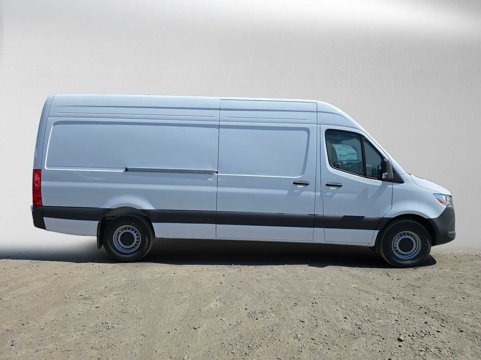 2026 Mercedes-Benz Sprinter Cargo 2500 High Roof I4 Diesel 170 RWD