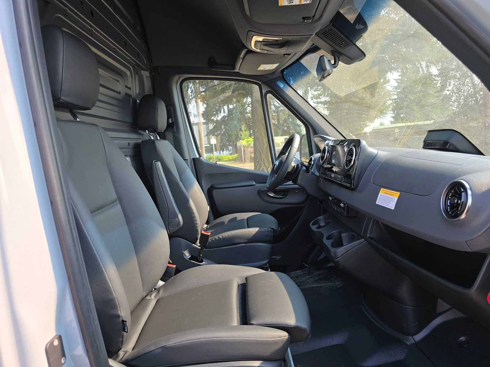 2026 Mercedes-Benz Sprinter Cargo 2500 High Roof I4 Diesel 170 RWD
