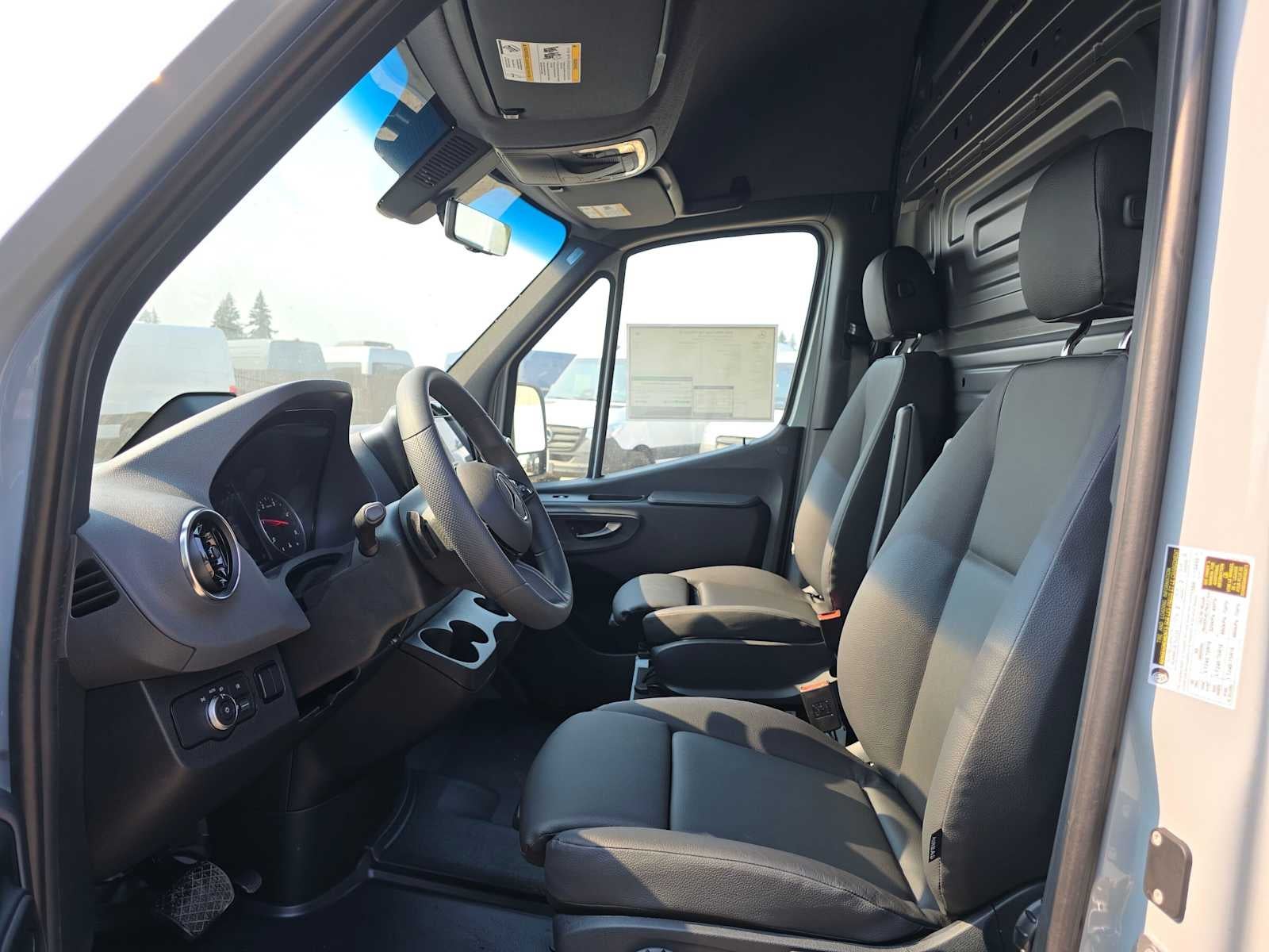 2026 Mercedes-Benz Sprinter Cargo 2500 High Roof I4 Diesel 170 RWD