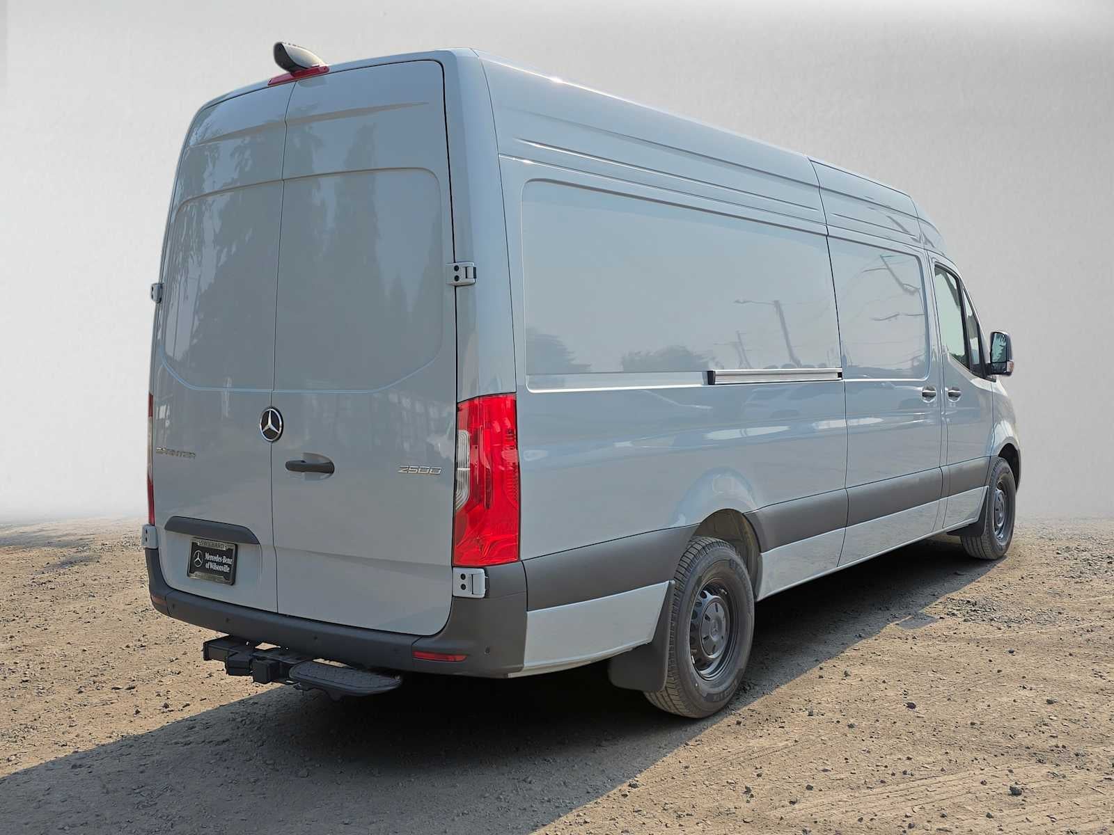 2026 Mercedes-Benz Sprinter Cargo 2500 High Roof I4 Diesel 170 RWD
