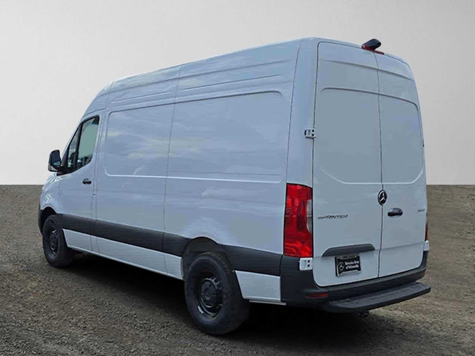 2026 Mercedes-Benz Sprinter 2500 High Roof I4 Diesel 170 RWD