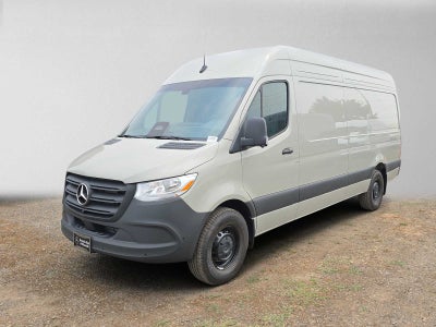 2026 Mercedes-Benz Sprinter 2500 High Roof I4 Diesel 170 RWD