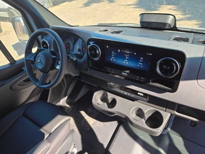 2026 Mercedes-Benz Sprinter Cargo 2500 High Roof I4 Diesel 170 RWD