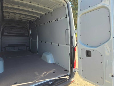 2026 Mercedes-Benz Sprinter Cargo 2500 High Roof I4 Diesel 170 RWD