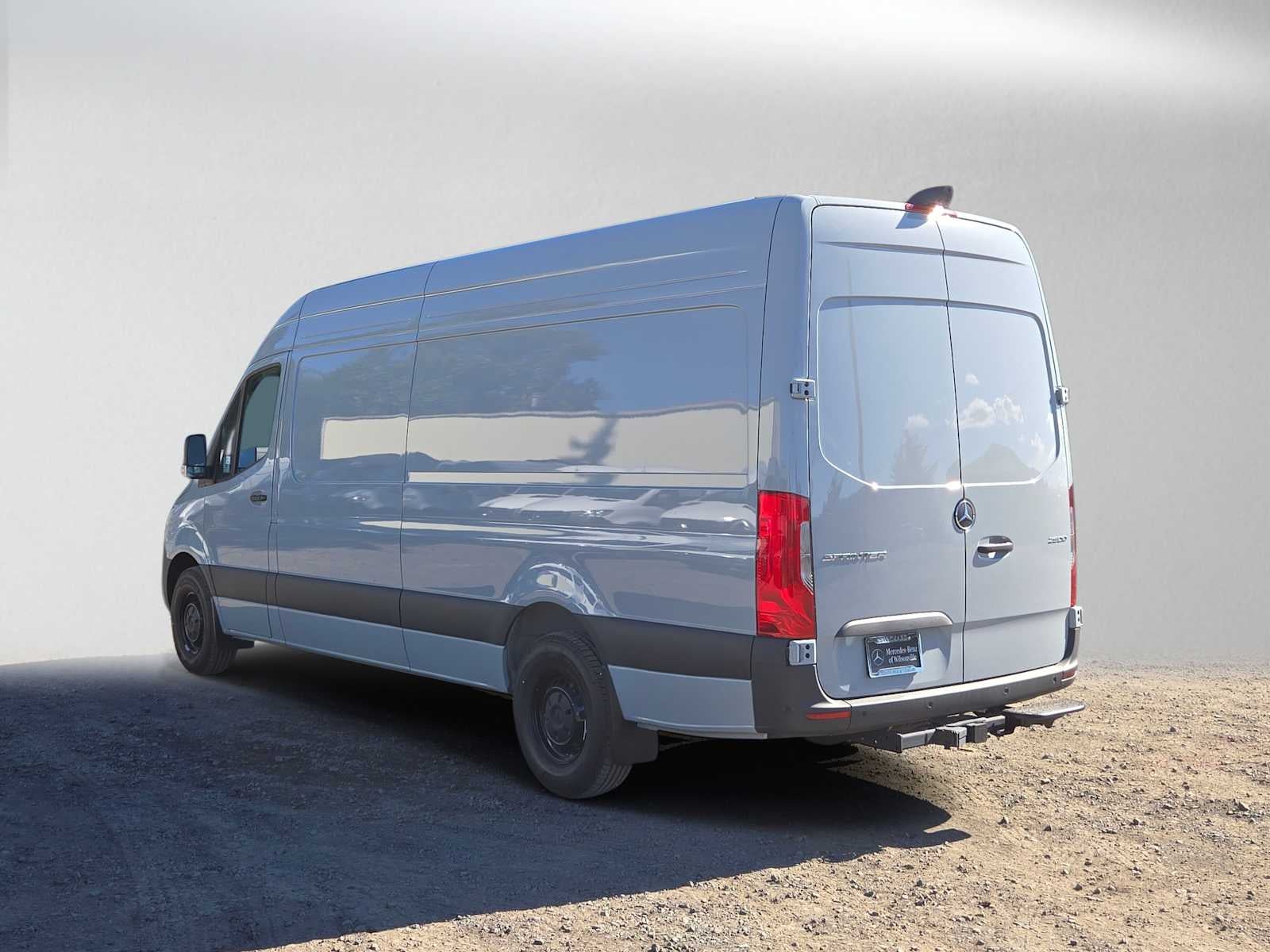 2026 Mercedes-Benz Sprinter Cargo 2500 High Roof I4 Diesel 170 RWD