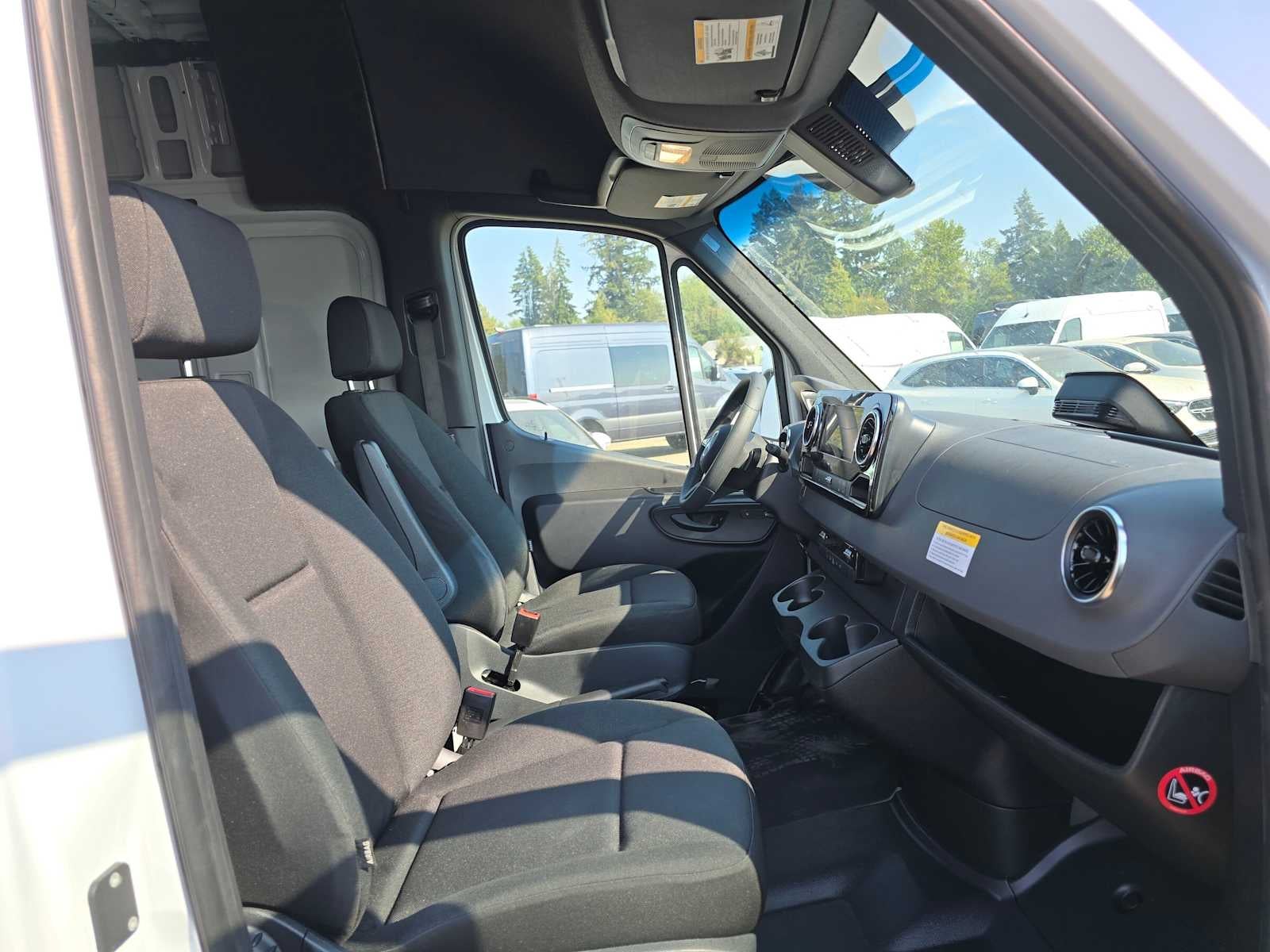 2026 Mercedes-Benz Sprinter Cargo 2500 High Roof I4 Diesel 170 RWD