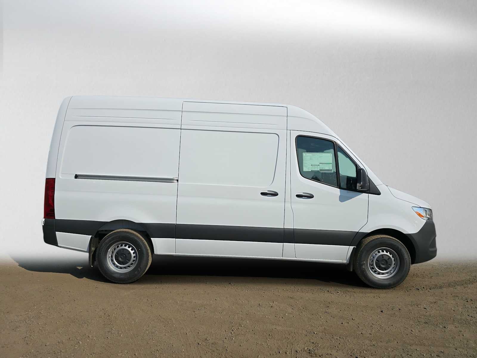 2026 Mercedes-Benz Sprinter Cargo 2500 High Roof I4 Diesel 170 RWD