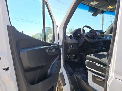 2026 Mercedes-Benz Sprinter 2500 High Roof I4 Diesel 170 RWD