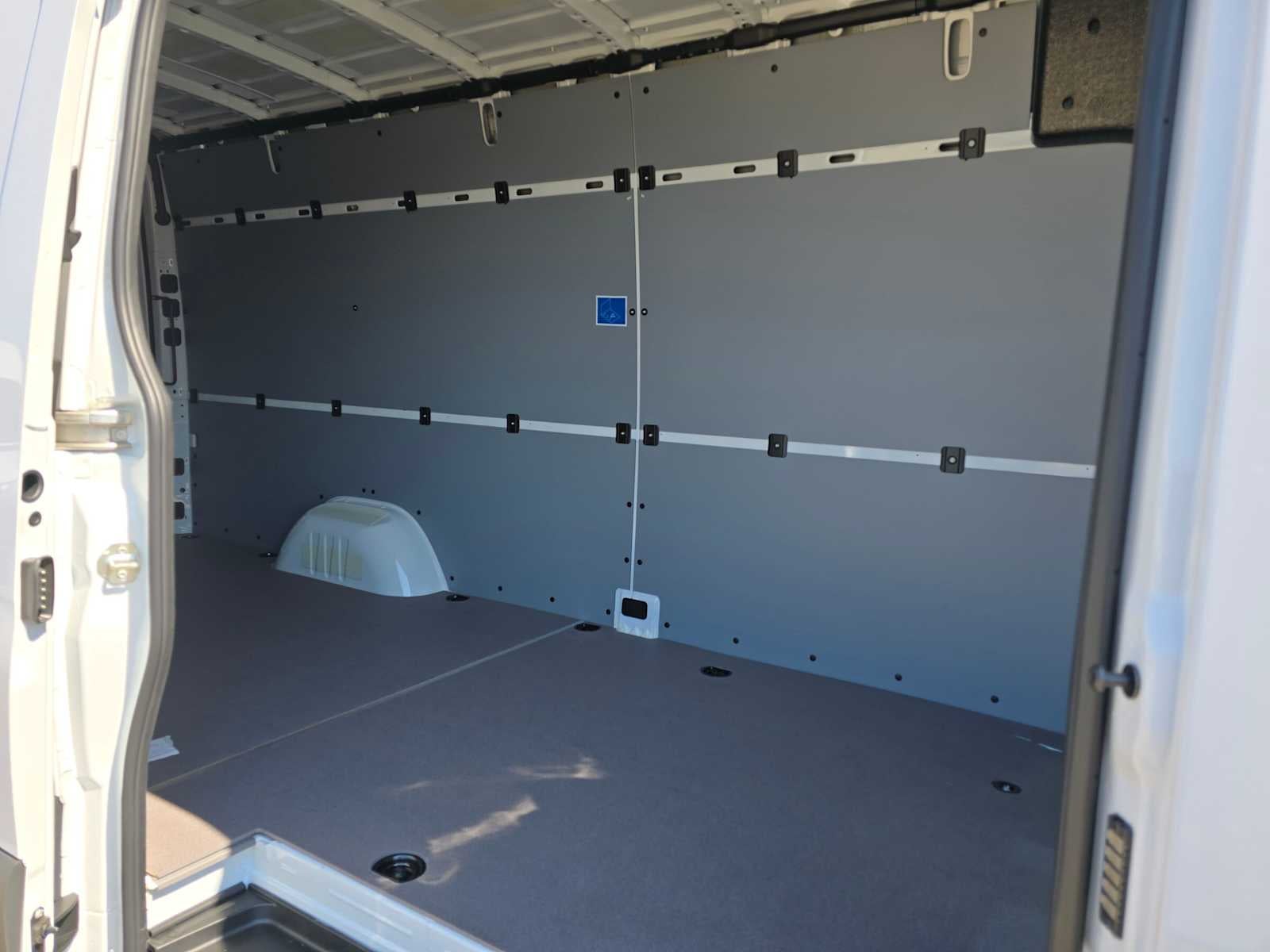 2026 Mercedes-Benz Sprinter Cargo 2500 High Roof I4 Diesel 170 RWD