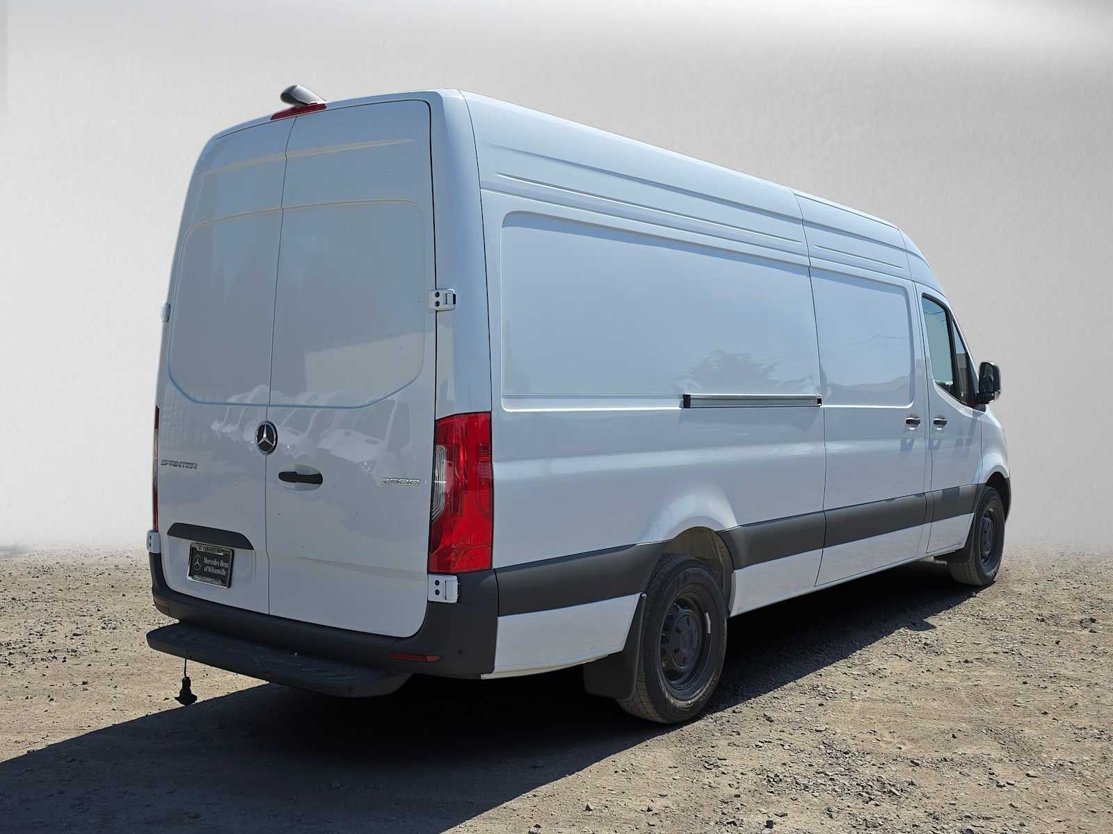 2026 Mercedes-Benz Sprinter Cargo 2500 High Roof I4 Diesel 170 RWD