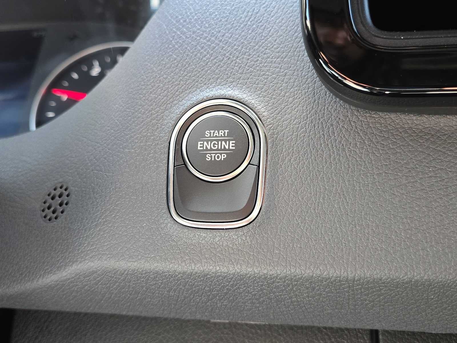 2026 Mercedes-Benz Sprinter Cargo 2500 High Roof I4 Diesel 170 RWD