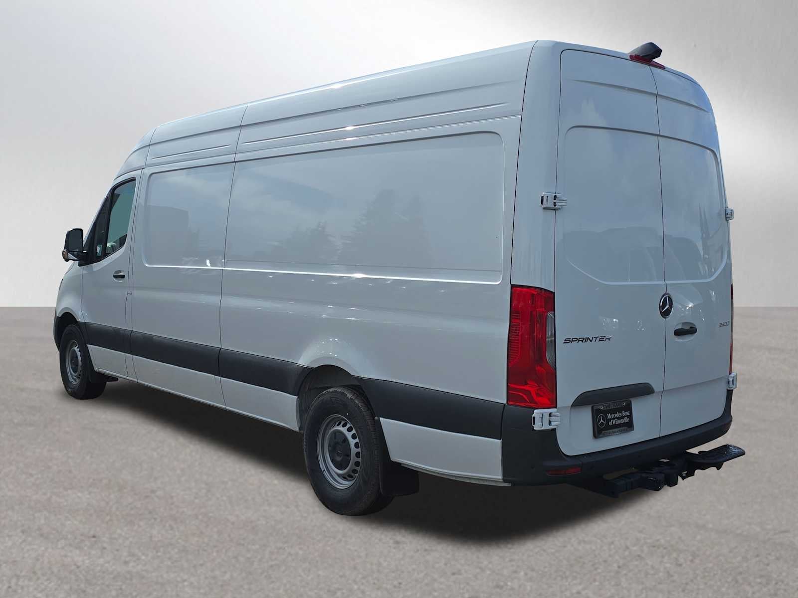 2026 Mercedes-Benz Sprinter 2500 High Roof I4 Diesel 170" RWD
