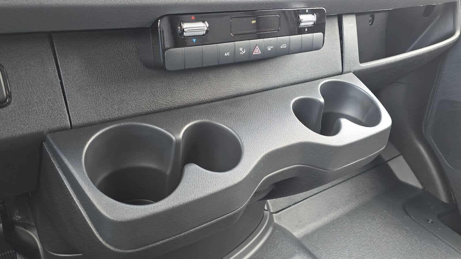 2026 Mercedes-Benz Sprinter 2500 High Roof I4 Diesel 170 RWD