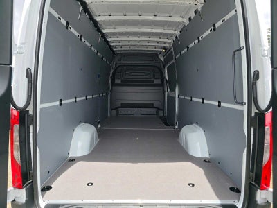 2026 Mercedes-Benz Sprinter 2500 High Roof I4 Diesel 170 RWD