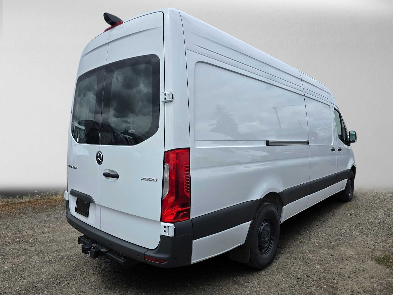 2026 Mercedes-Benz Sprinter 2500 High Roof I4 Diesel 170 RWD