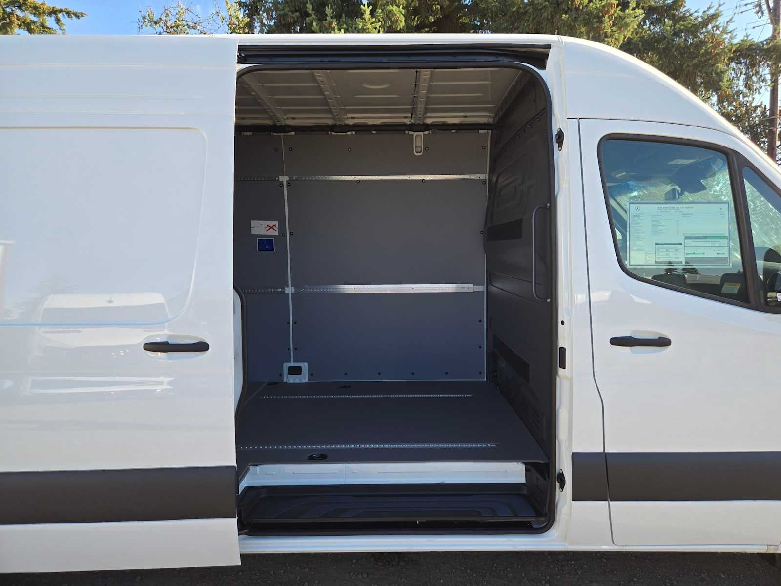 2026 Mercedes-Benz Sprinter Cargo 2500 High Roof I4 Diesel 170 RWD