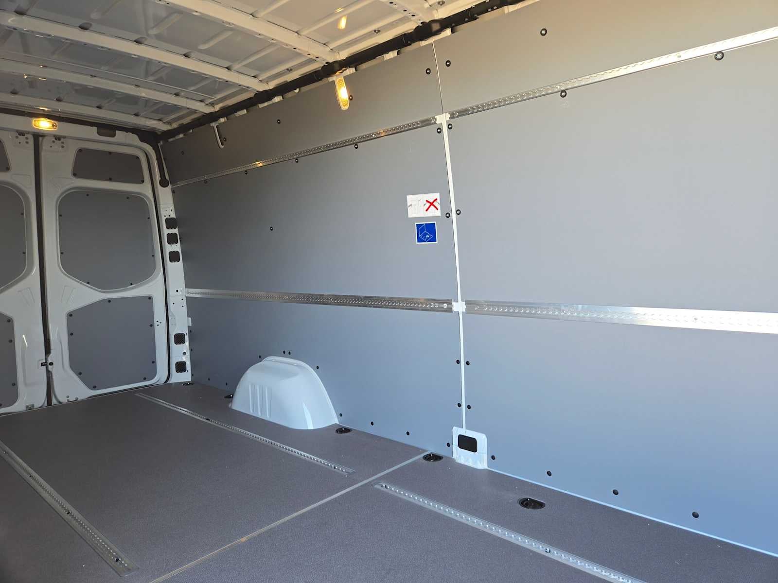 2026 Mercedes-Benz Sprinter Cargo 2500 High Roof I4 Diesel 170 RWD