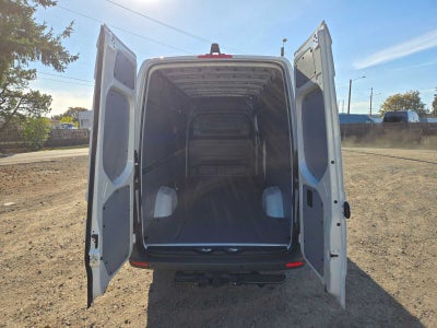 2026 Mercedes-Benz Sprinter Cargo 2500 High Roof I4 Diesel 170 RWD