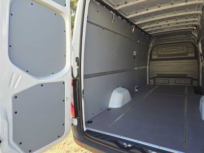 2026 Mercedes-Benz Sprinter Cargo 2500 High Roof I4 Diesel 170 RWD