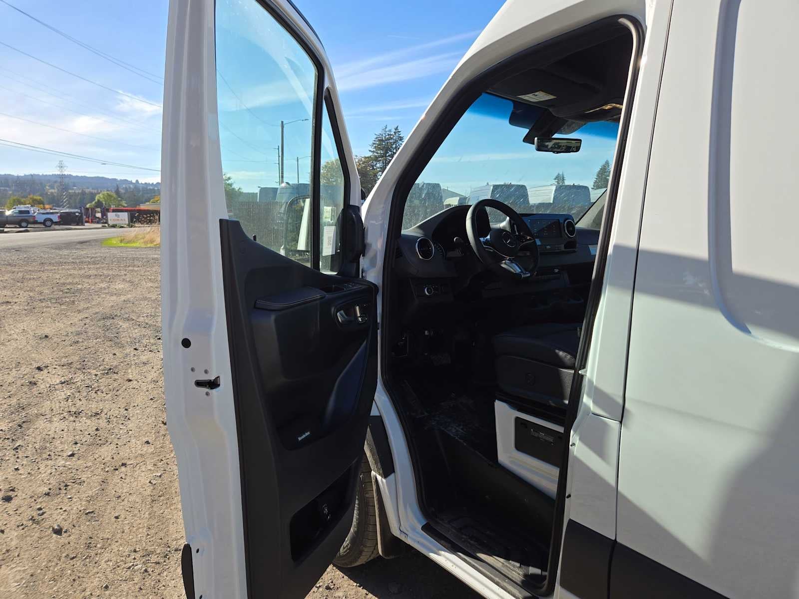 2026 Mercedes-Benz Sprinter Cargo 2500 High Roof I4 Diesel 170 RWD