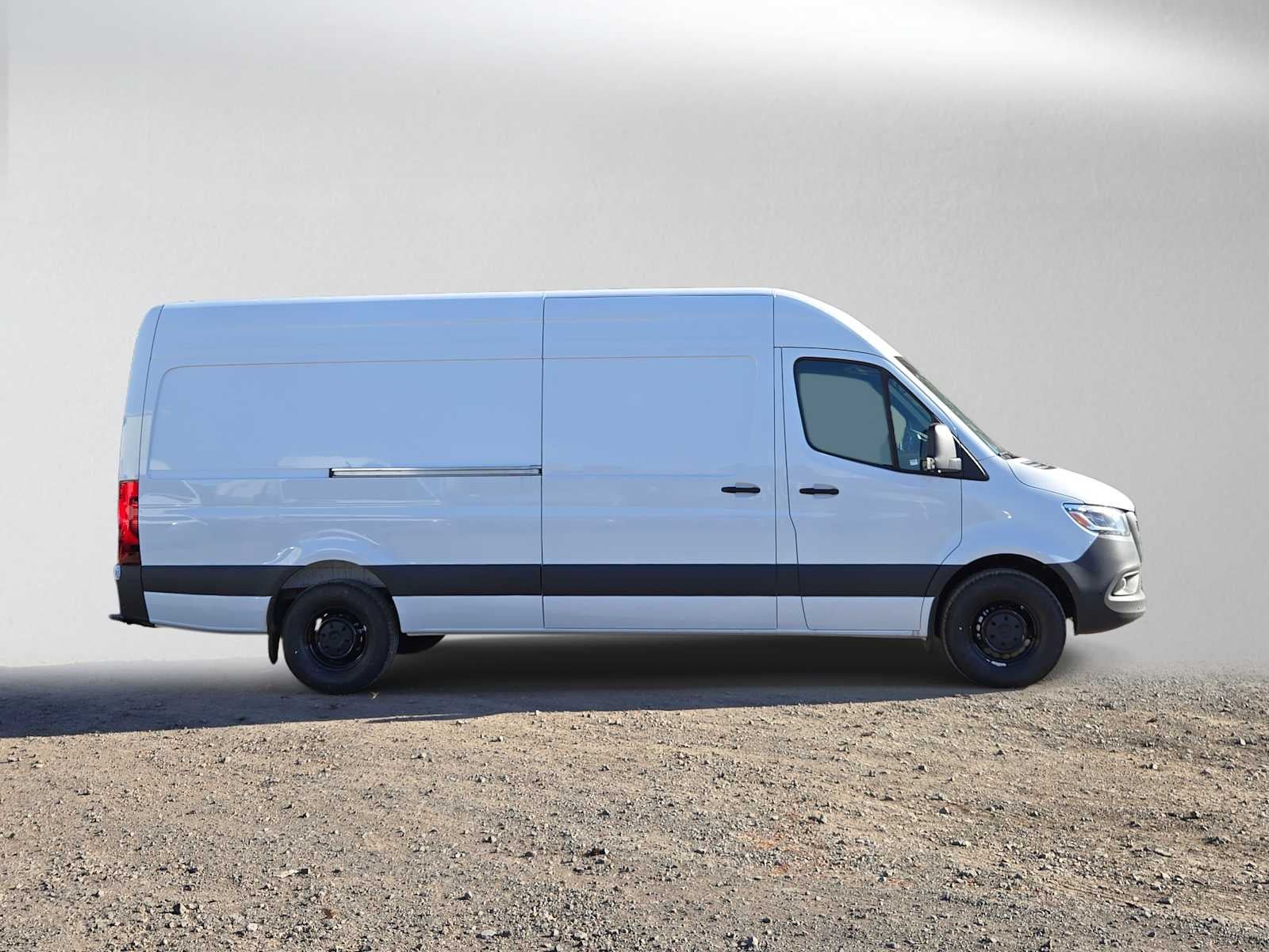 2026 Mercedes-Benz Sprinter Cargo 2500 High Roof I4 Diesel 170 RWD