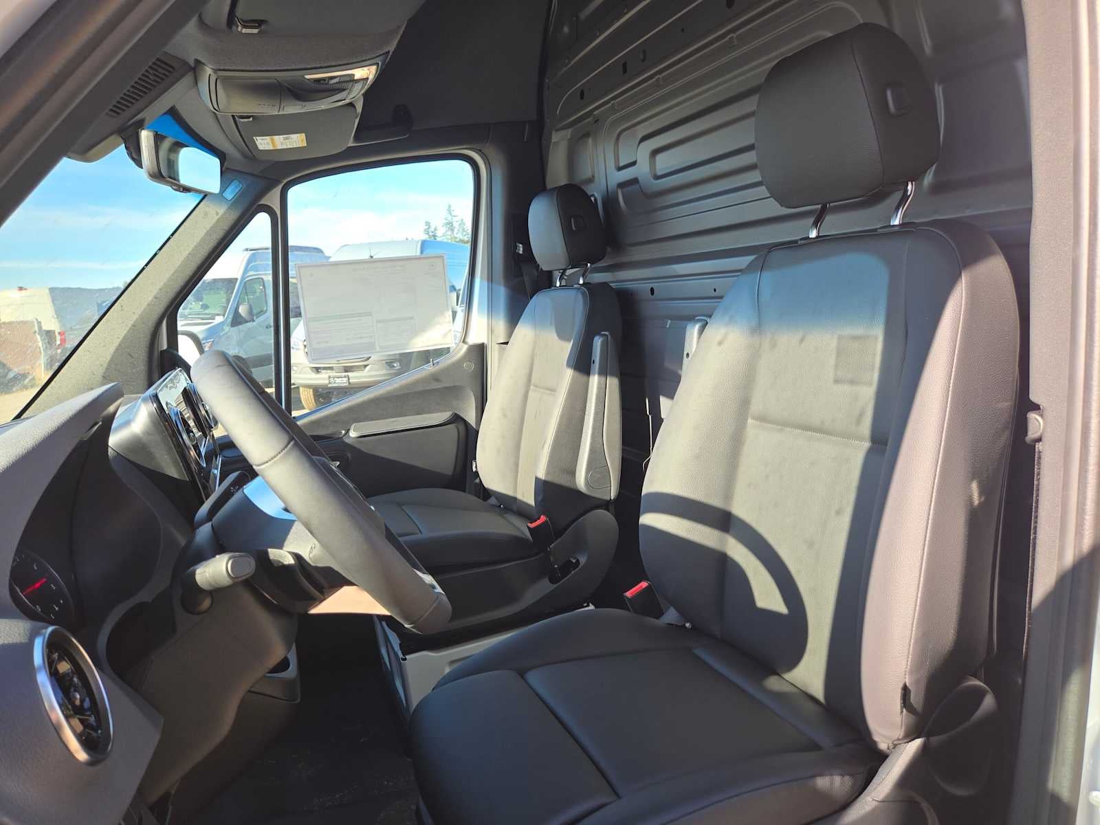 2026 Mercedes-Benz Sprinter Cargo 2500 High Roof I4 Diesel 170 RWD