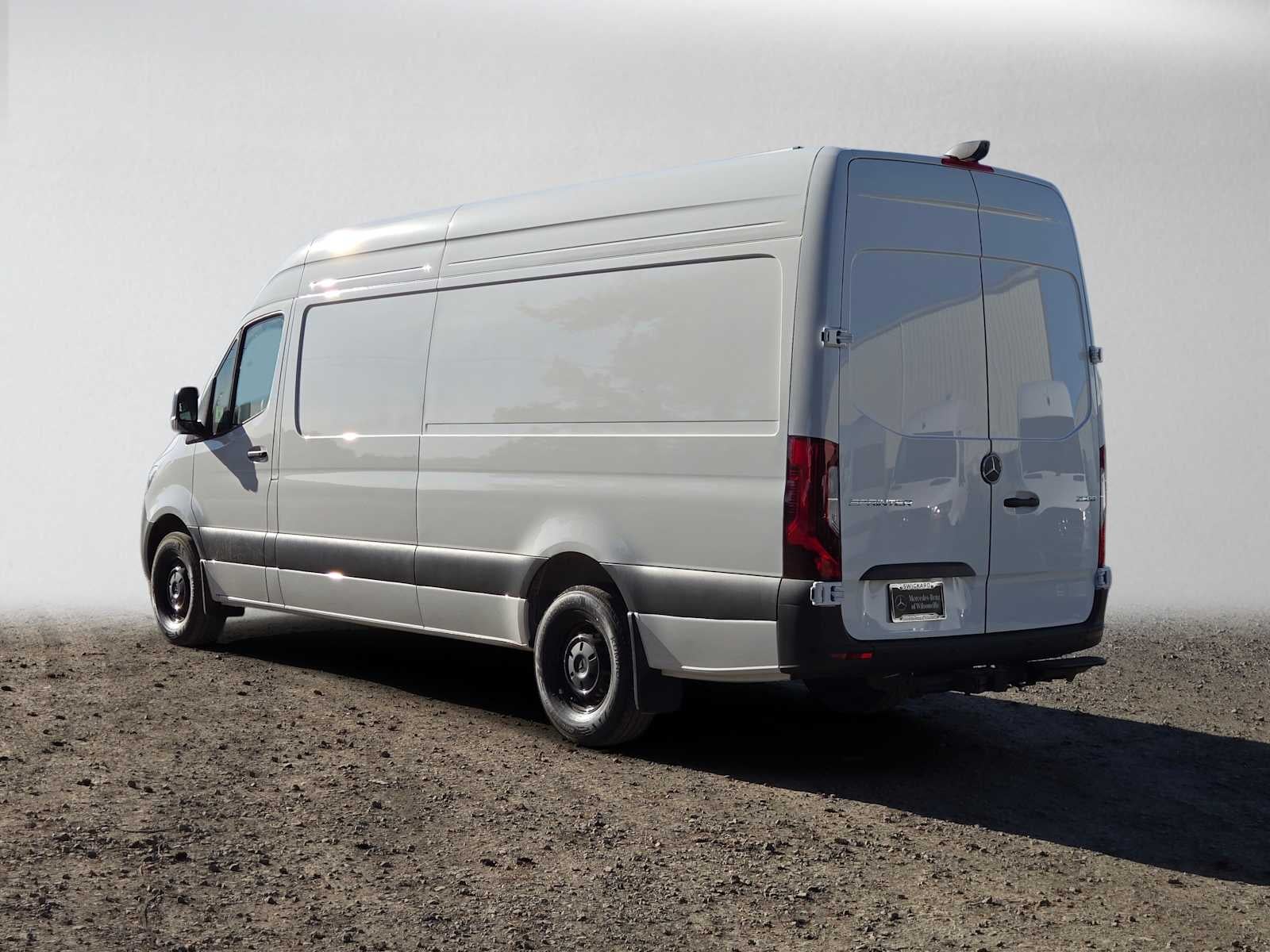 2026 Mercedes-Benz Sprinter Cargo 2500 High Roof I4 Diesel 170 RWD