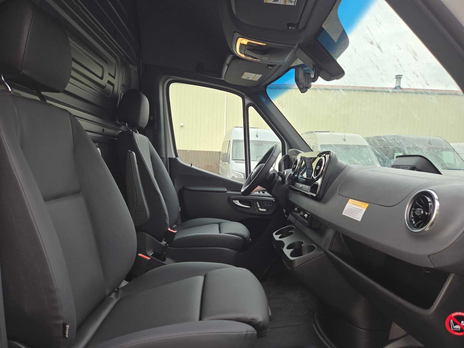 2026 Mercedes-Benz Sprinter Cargo 2500 High Roof I4 Diesel 170 RWD