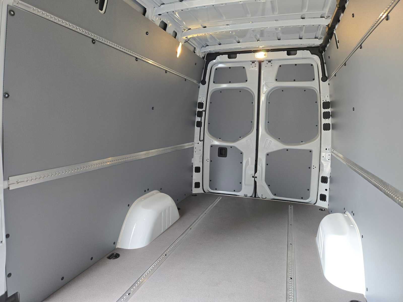 2026 Mercedes-Benz Sprinter Cargo 2500 High Roof I4 Diesel 170 RWD
