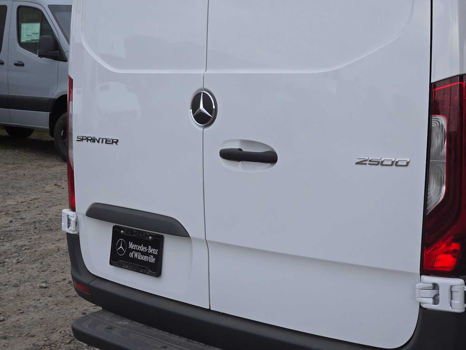 2026 Mercedes-Benz Sprinter Cargo 2500 High Roof I4 Diesel 170 RWD