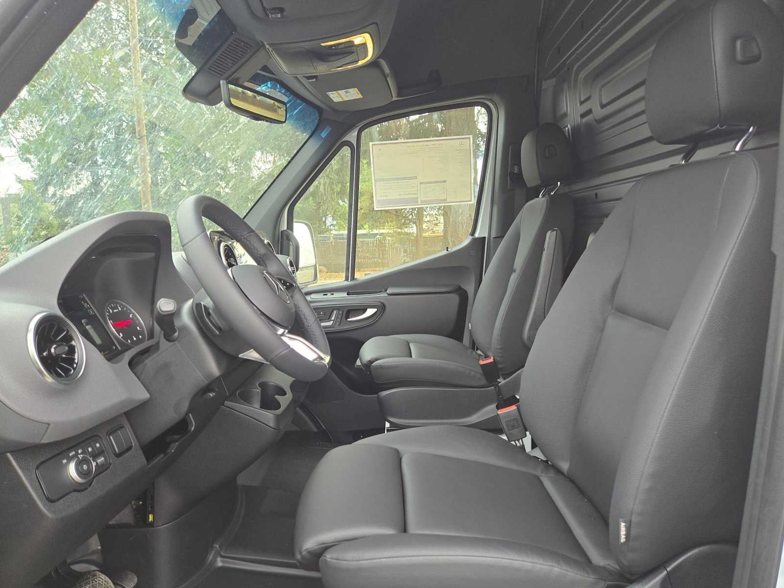 2026 Mercedes-Benz Sprinter Cargo 2500 High Roof I4 Diesel 170 RWD