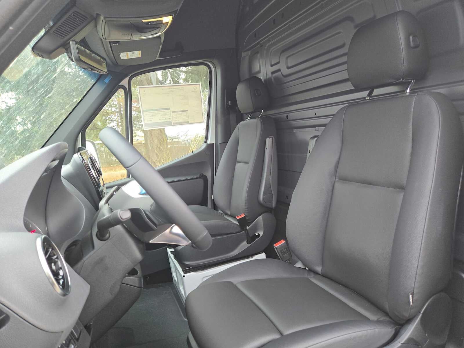 2026 Mercedes-Benz Sprinter Cargo 2500 High Roof I4 Diesel 170 RWD