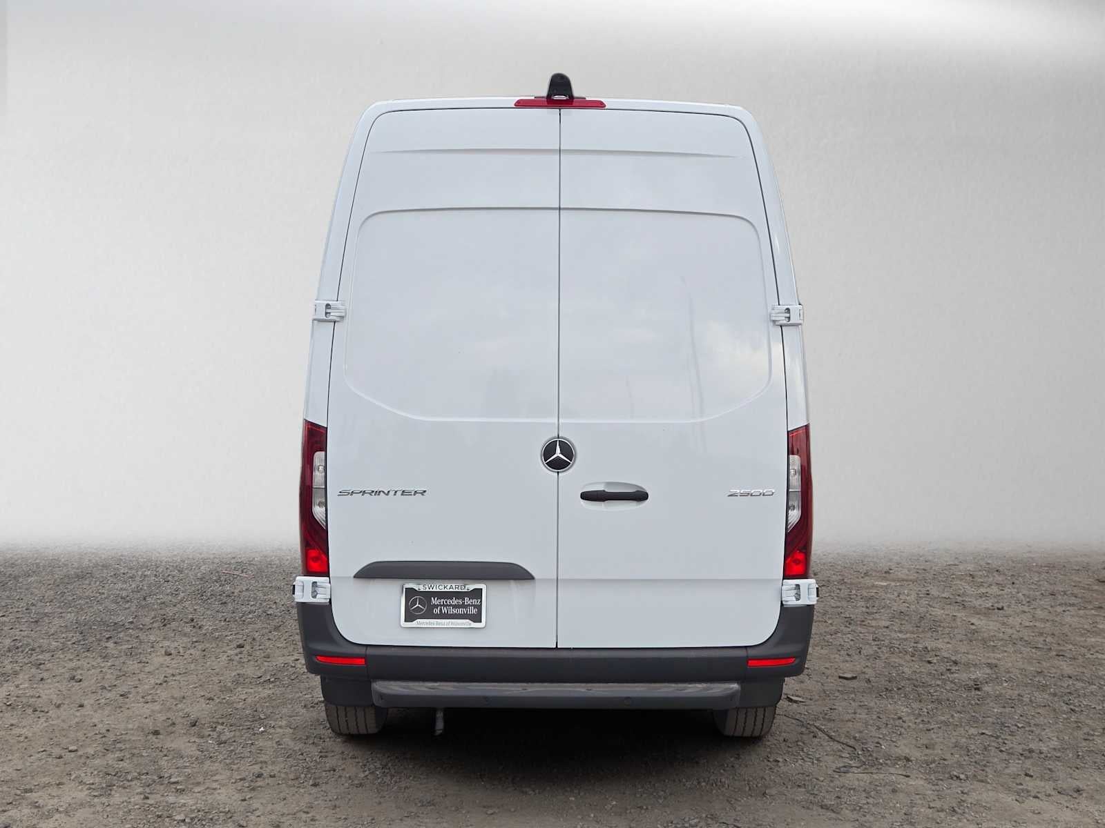 2026 Mercedes-Benz Sprinter Cargo 2500 High Roof I4 Diesel 170 RWD