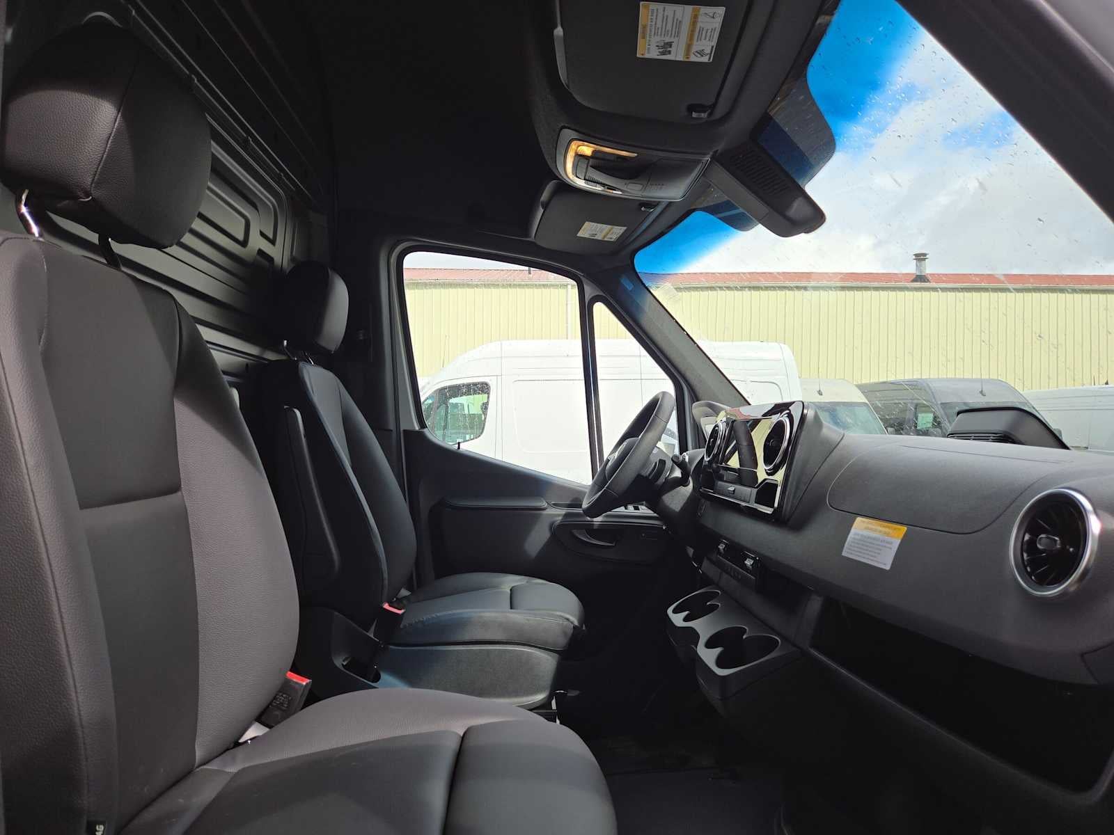 2026 Mercedes-Benz Sprinter Cargo 2500 High Roof I4 Diesel 170 RWD