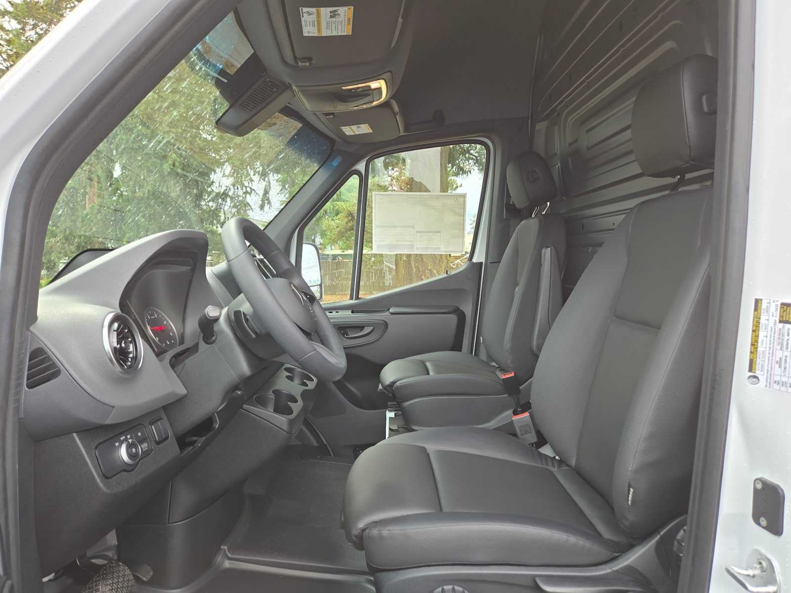2026 Mercedes-Benz Sprinter Cargo 2500 High Roof I4 Diesel 170 RWD