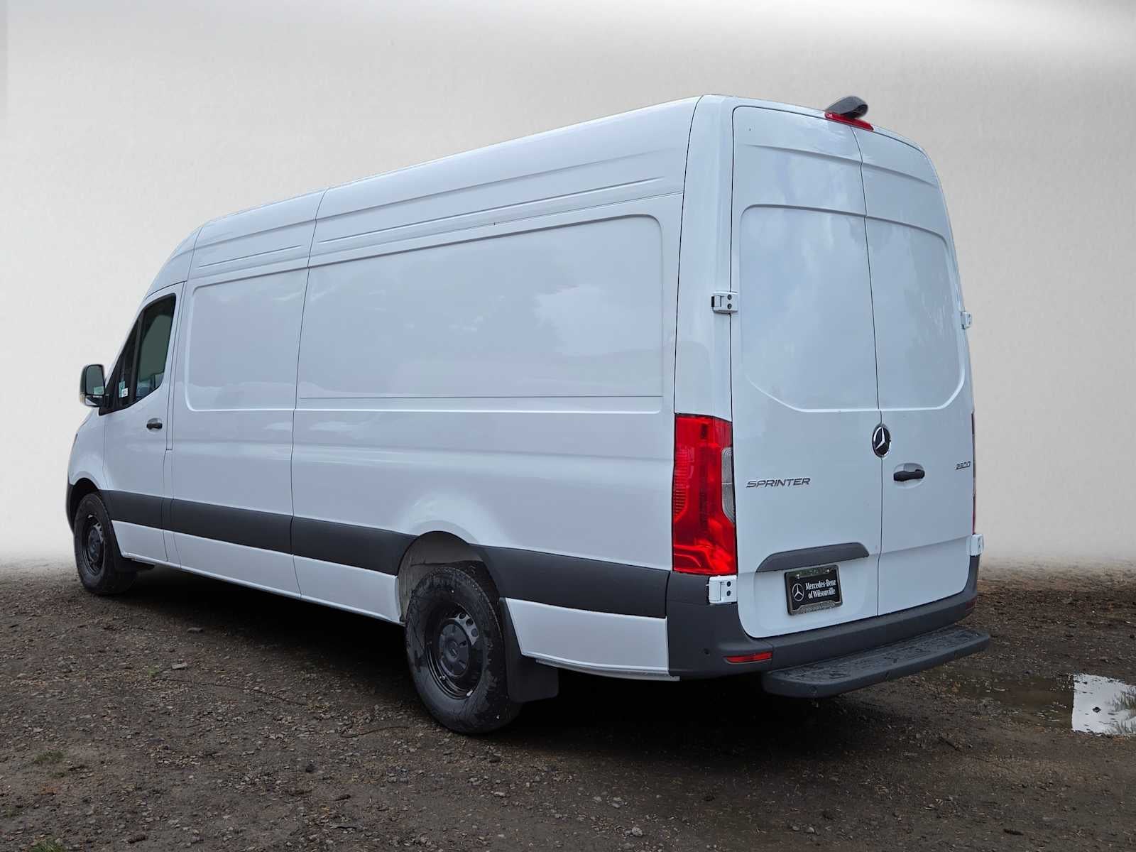 2026 Mercedes-Benz Sprinter Cargo 2500 High Roof I4 Diesel 170 RWD