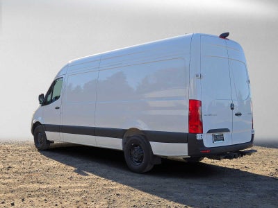 2027 Mercedes-Benz Sprinter Cargo 2500 High Roof I4 Diesel 170 RWD