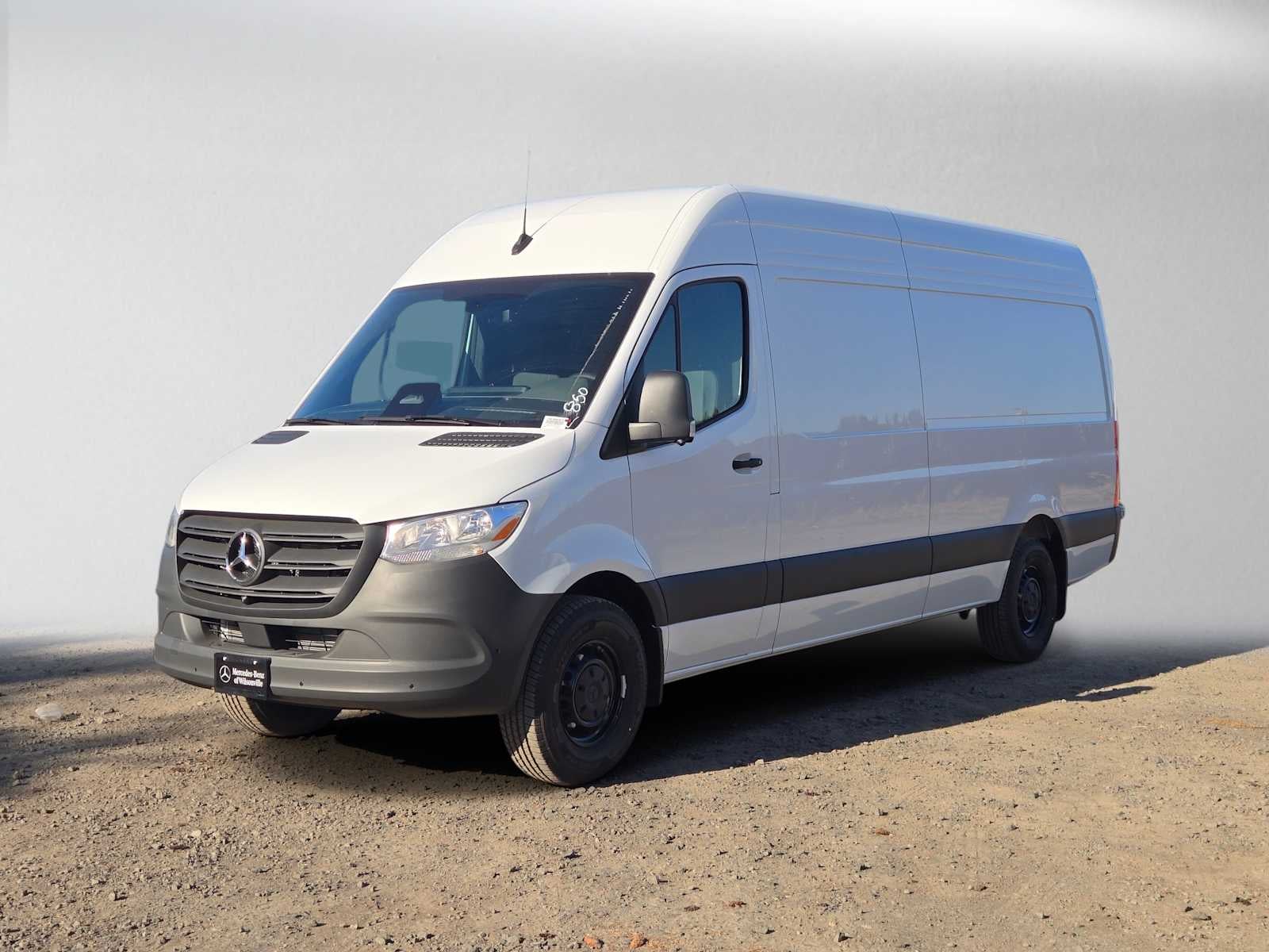 2027 Mercedes-Benz Sprinter Cargo 2500 High Roof I4 Diesel 170 RWD