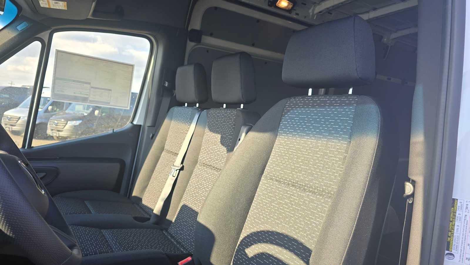 2026 Mercedes-Benz Sprinter 2500 Standard Roof I4 Diesel HO 144" RWD