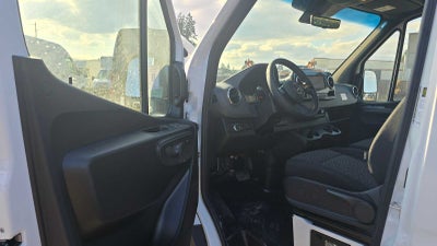 2026 Mercedes-Benz Sprinter 2500 Standard Roof I4 Diesel HO 144" RWD