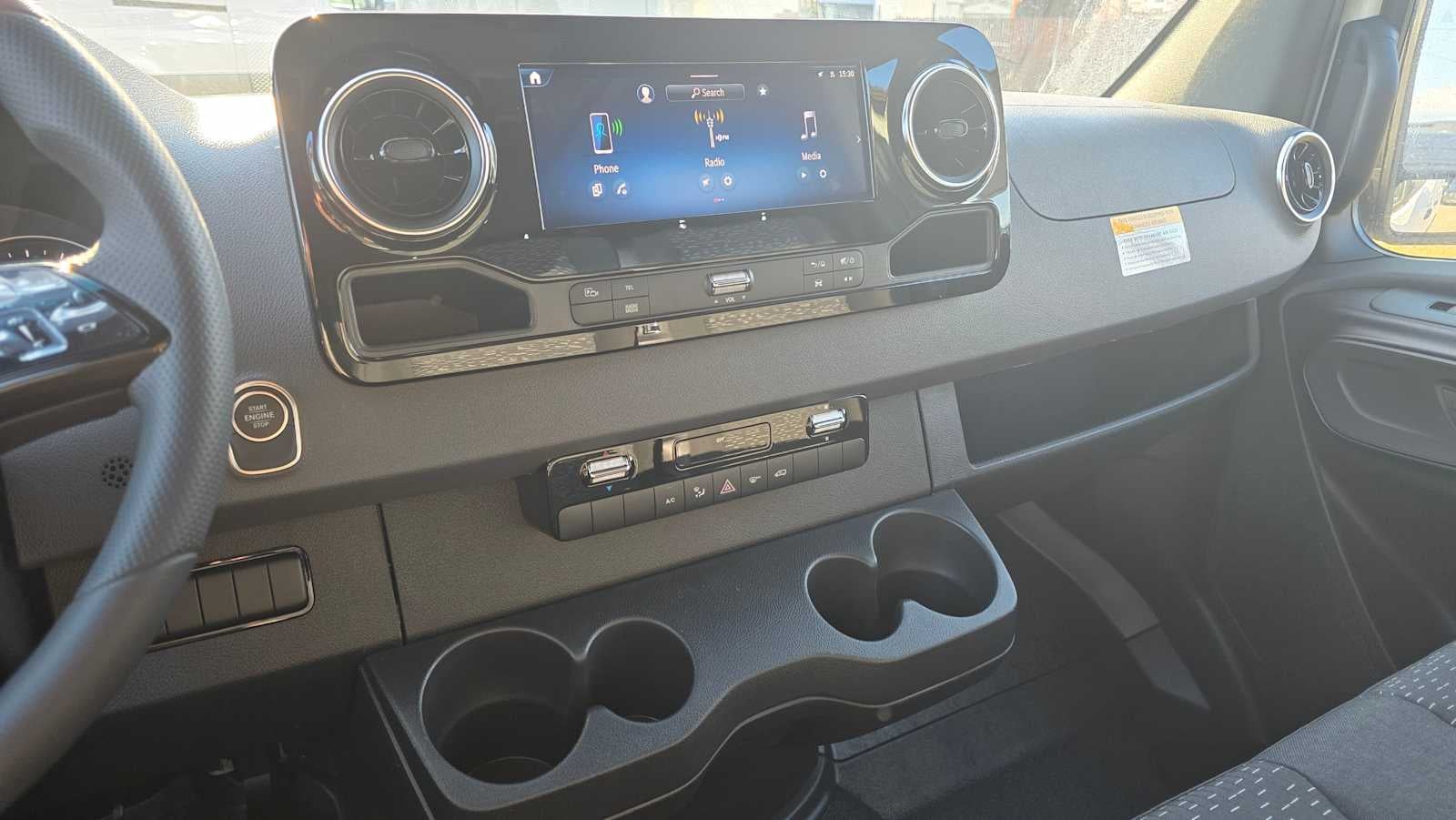 2026 Mercedes-Benz Sprinter 2500 Standard Roof I4 Diesel HO 144" RWD