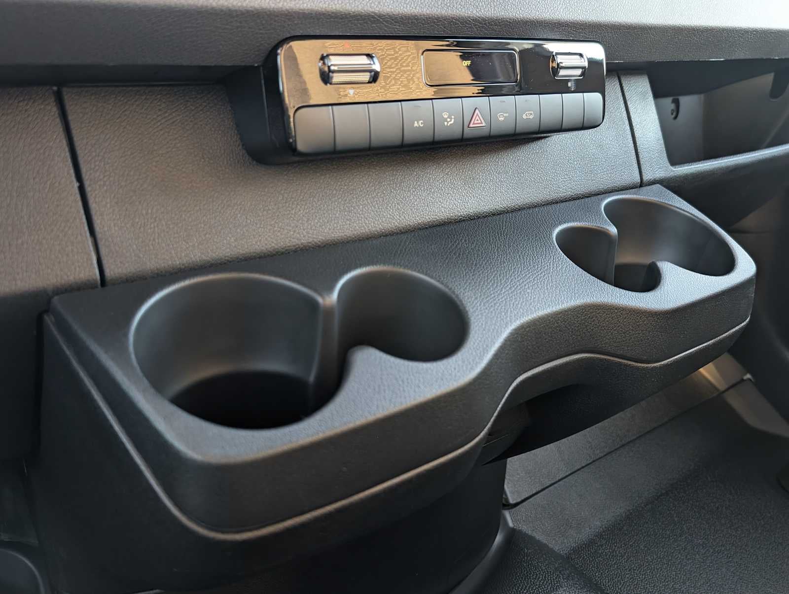 2026 Mercedes-Benz Sprinter 2500 Standard Roof I4 Diesel HO 144" RWD