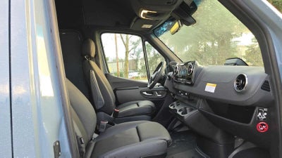 2026 Mercedes-Benz Sprinter 2500 Standard Roof I4 Diesel HO 144 AWD