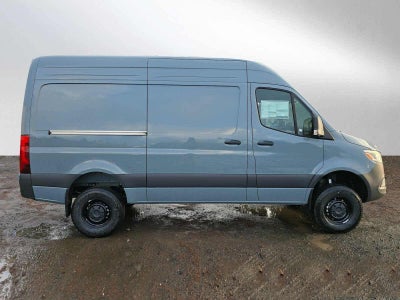 2026 Mercedes-Benz Sprinter 2500 Standard Roof I4 Diesel HO 144 AWD