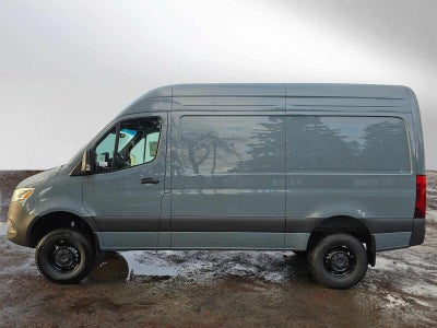2026 Mercedes-Benz Sprinter 2500 Standard Roof I4 Diesel HO 144 AWD