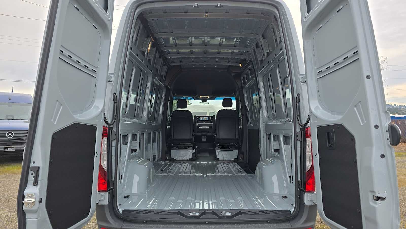 2026 Mercedes-Benz Sprinter 2500 Standard Roof I4 Diesel HO 144" AWD