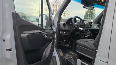 2026 Mercedes-Benz Sprinter 2500 Standard Roof I4 Diesel HO 144" AWD