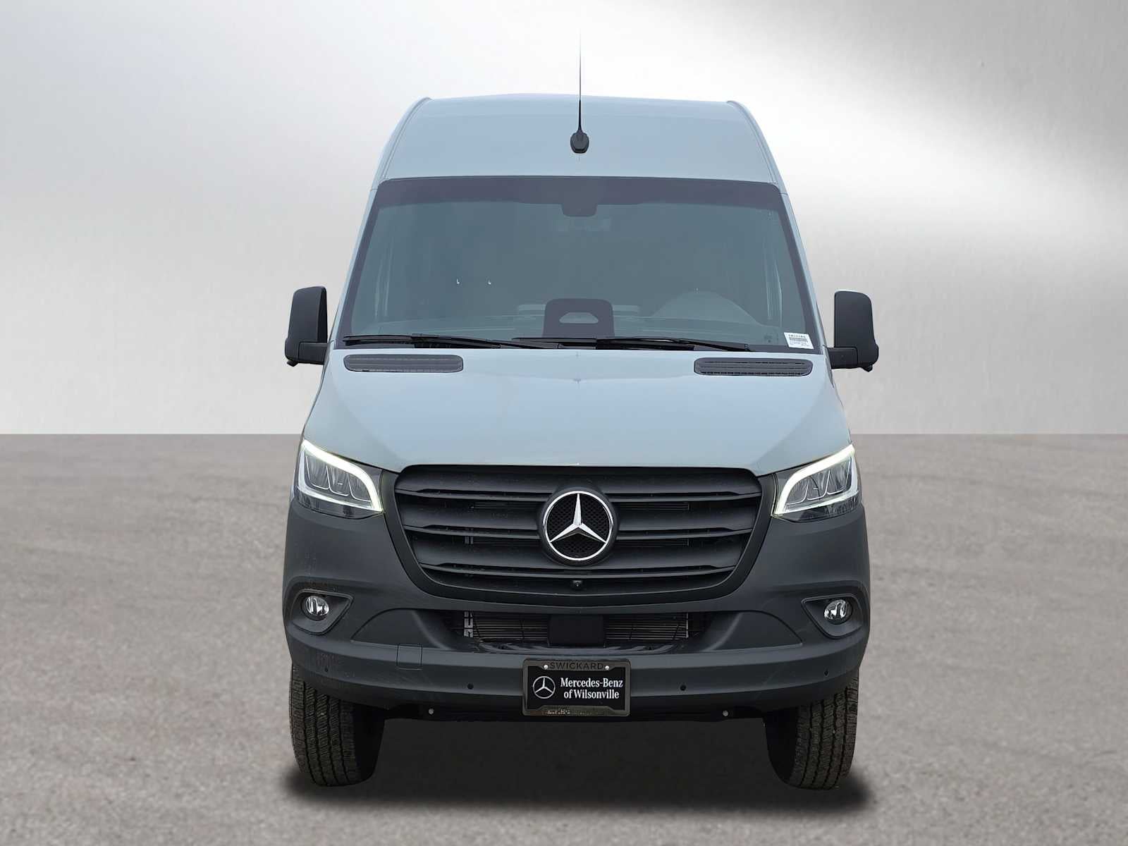 2026 Mercedes-Benz Sprinter 2500 Standard Roof I4 Diesel HO 144" AWD
