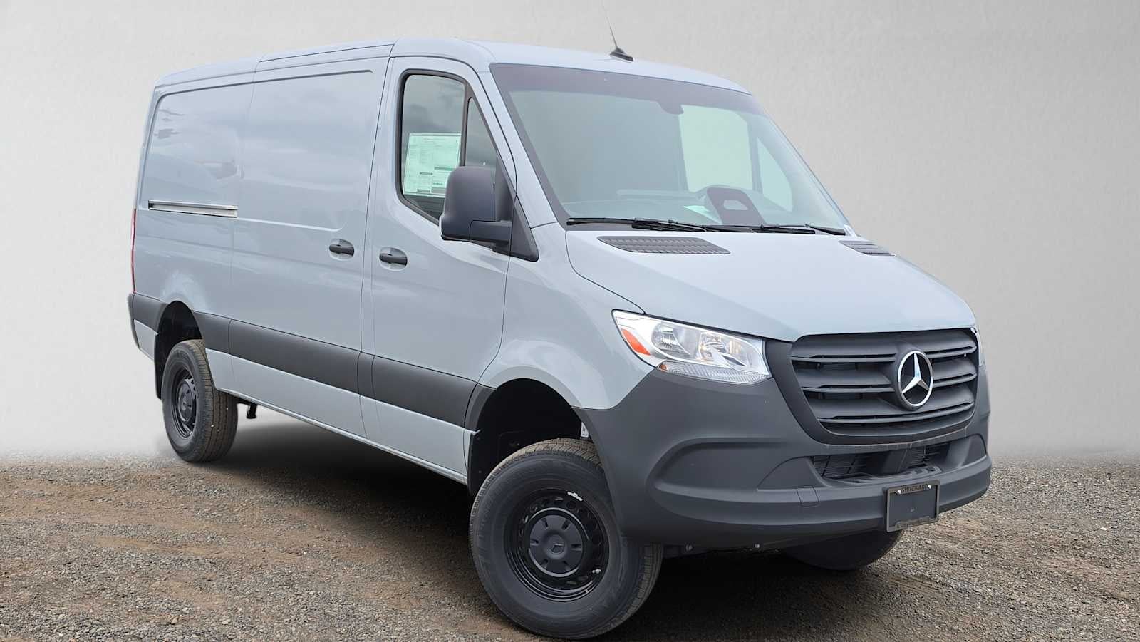 2025 Mercedes-Benz Sprinter Cargo Van 2500 Standard Roof I4 Diesel HO 144 AWD