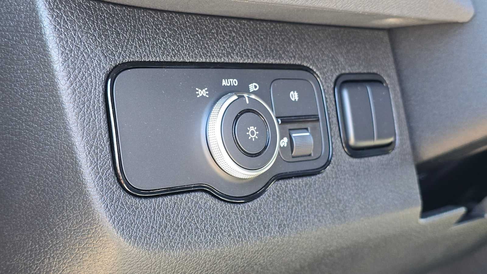 2025 Mercedes-Benz Sprinter Cargo Van 2500 Standard Roof I4 Diesel HO 144 AWD